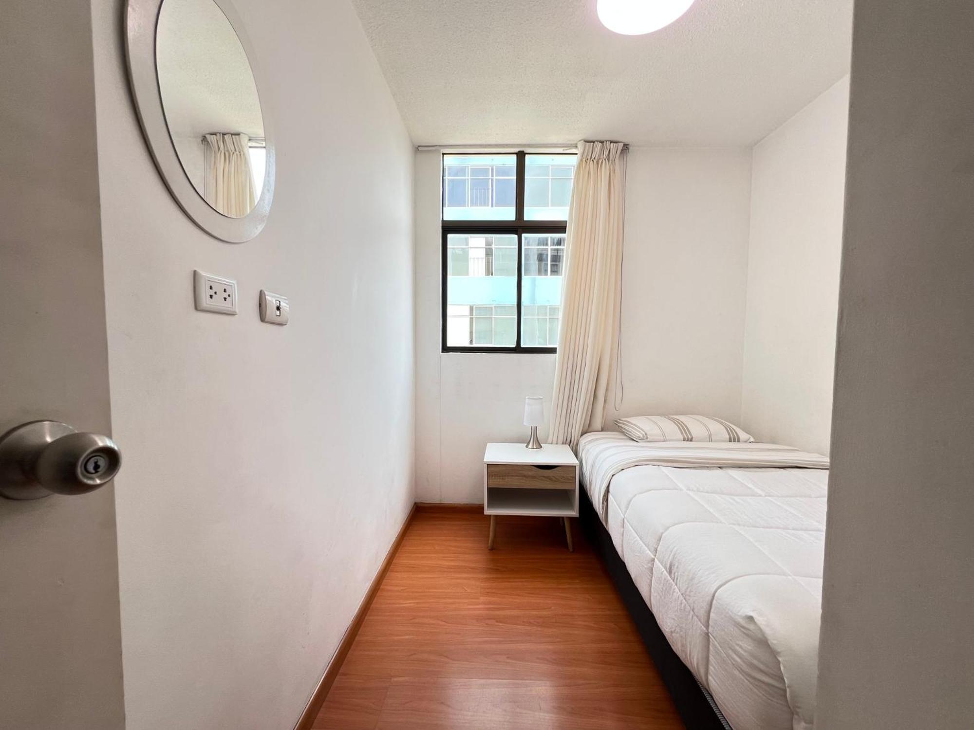 Exclusivo Dpto Moderno En El Corazon De Lima Con Wifi Ultra Rapido Apartment Luaran gambar