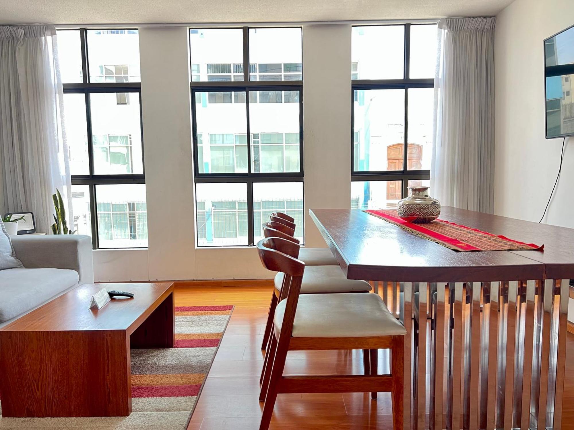 Exclusivo Dpto Moderno En El Corazon De Lima Con Wifi Ultra Rapido Apartment Luaran gambar